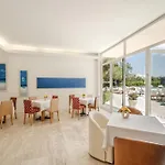 Hotiday Collection - 4* Lacona