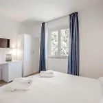 Hotiday Collection - Hotel